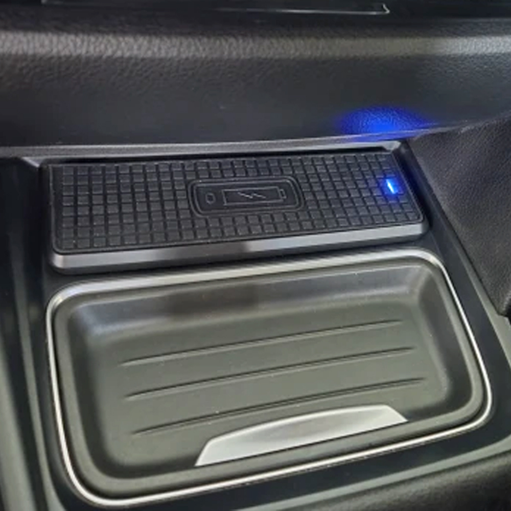 BMW F30 F31 F32 F33 F34 F35 F3 - Wireless Phone Charger Pad のレビューと価格